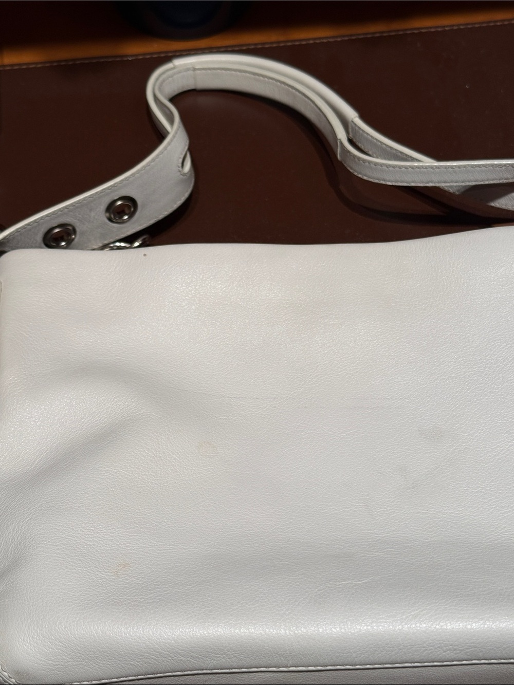 Coach East West Legacy Bag in White Leather - Picture 4 of 7